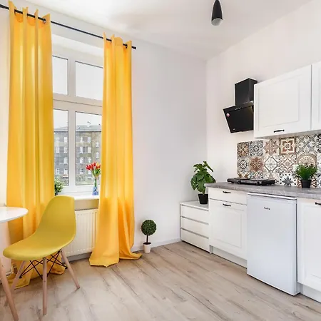 Apartly - 2, Czarnieckiego 11 Dworzec Apartamento